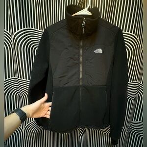 Women’s The North face Denali jacket